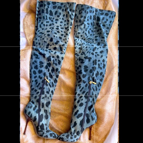 ❌❌SOLD‼️❌❌Brand New* Dolce & Gabbana famous leopard denim thigh high boots - Picture 4 of 8